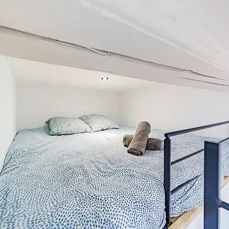 Lyon Cite-studio Bellevue * كالوير - إيه - كوير